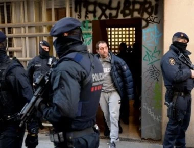 Εξαρθρώθηκε πυρήνας τρομοκρατών στην Καταλονία- Σχεδίαζαν επίθεση στη Βαρκελώνη